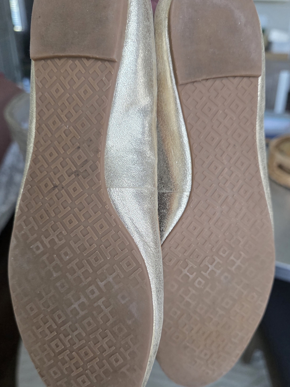 Tory Burch Platinum/Metallic Gold Leather Louisa Ballet Logo Flats - Picture 11 of 11